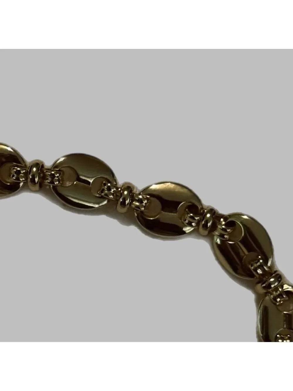 Elegant Gold Chain Bracelet